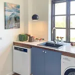 2 Bedroom Awesome In *