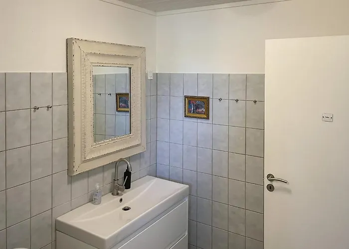 2 Bedroom Awesome In